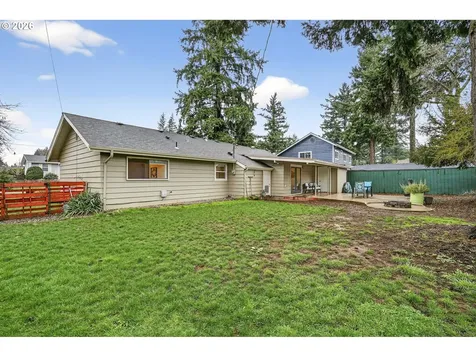 12719 NE Holladay Street Portland OR 97230