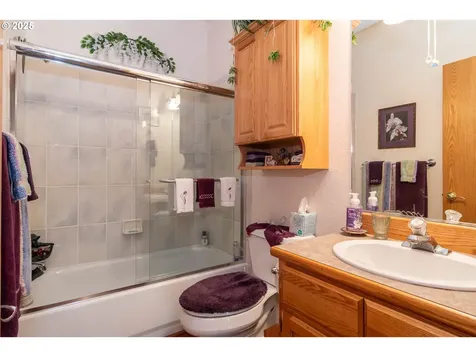 551 NW Rachel Lynn Way Roseburg OR 97471