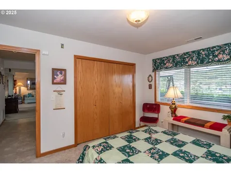 551 NW Rachel Lynn Way Roseburg OR 97471