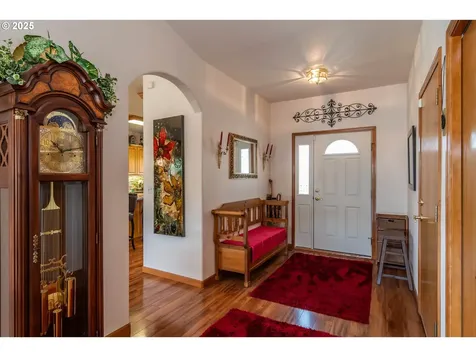 551 NW Rachel Lynn Way Roseburg OR 97471