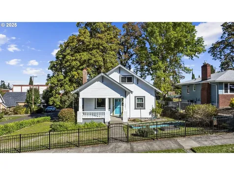 1301 9th Street Oregon City OR 97045