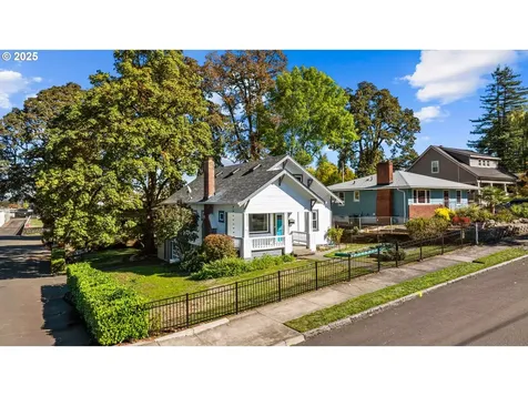 1301 9th Street Oregon City OR 97045