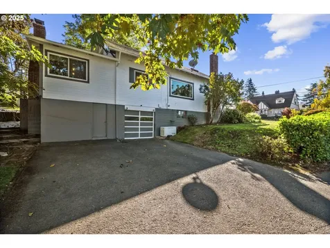 1301 9th Street Oregon City OR 97045