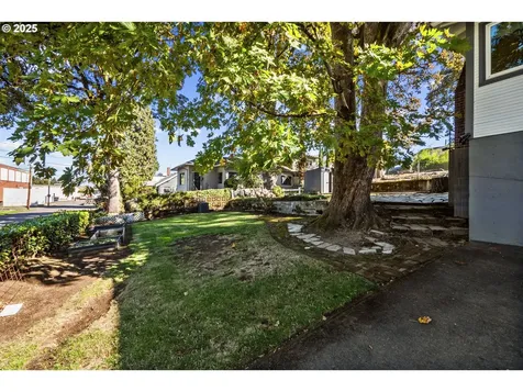 1301 9th Street Oregon City OR 97045
