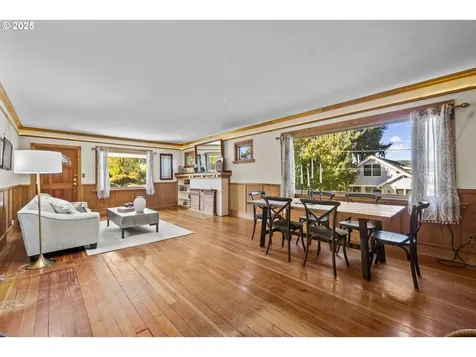 1301 9th Street Oregon City OR 97045