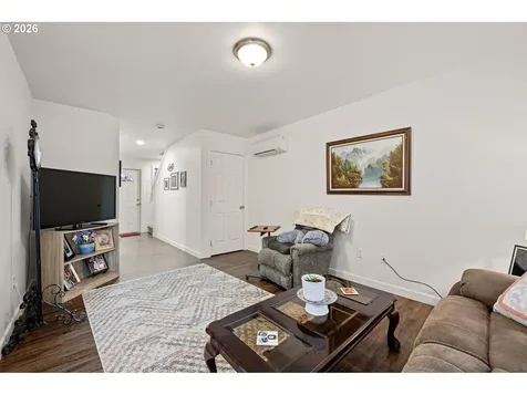 1288 44th Avenue Sweet Home OR 97386