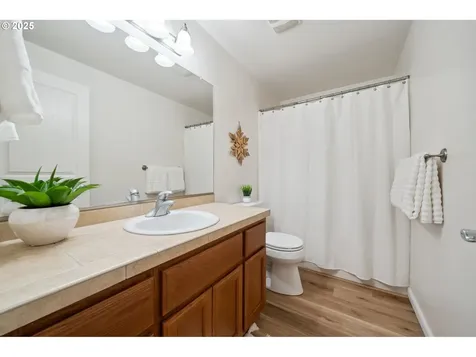 3325 Columbia Heights Road Longview WA 98632