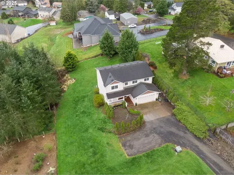 3325 Columbia Heights Road Longview WA 98632