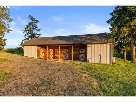 8810 NE Blackburn Road Yamhill OR 97148
