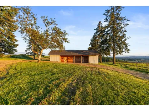 8810 NE Blackburn Road Yamhill OR 97148