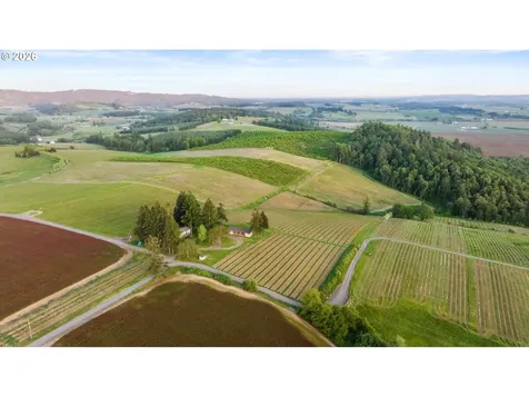 8810 NE Blackburn Road Yamhill OR 97148
