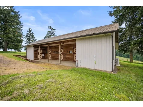 8810 NE Blackburn Road Yamhill OR 97148