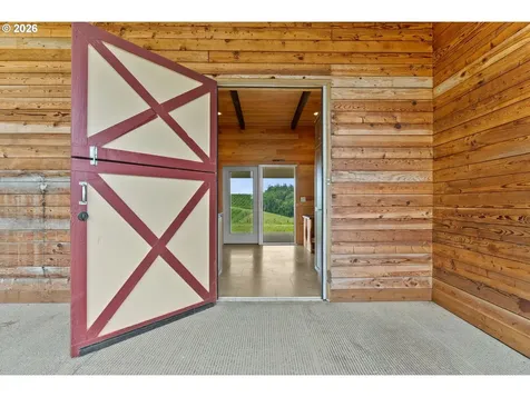8810 NE Blackburn Road Yamhill OR 97148