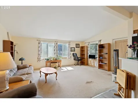 8325 SE Sky Vista Drive Amity OR 97101