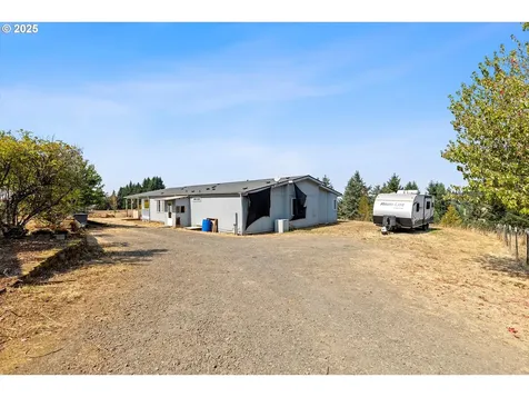 8325 SE Sky Vista Drive Amity OR 97101