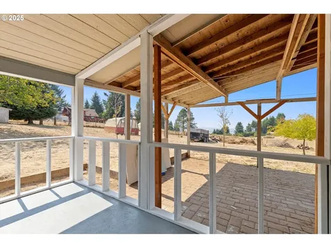 8325 SE Sky Vista Drive Amity OR 97101