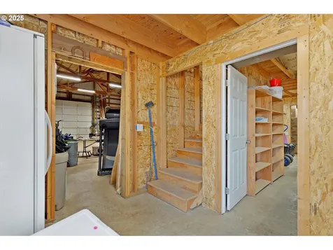 8325 SE Sky Vista Drive Amity OR 97101