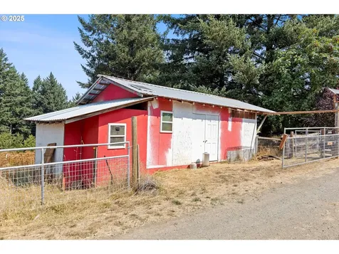 8325 SE Sky Vista Drive Amity OR 97101