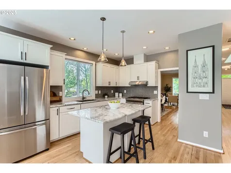 10192 NW Fleetwood Drive Portland OR 97229