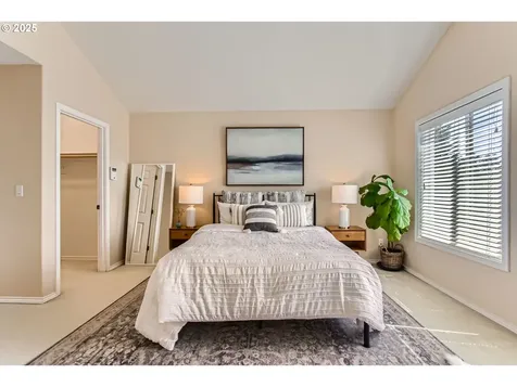 10192 NW Fleetwood Drive Portland OR 97229