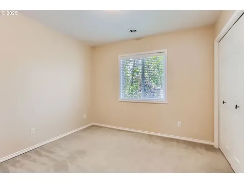 10192 NW Fleetwood Drive Portland OR 97229