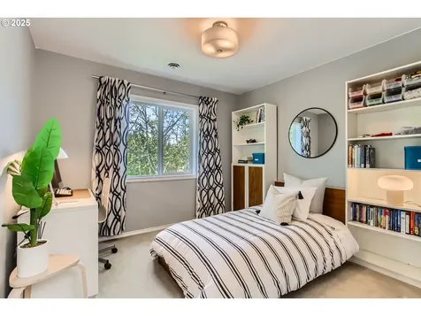 10192 NW Fleetwood Drive Portland OR 97229
