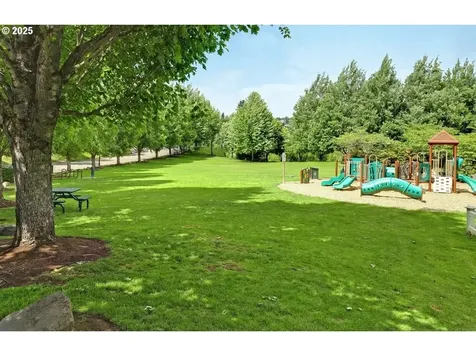 10192 NW Fleetwood Drive Portland OR 97229