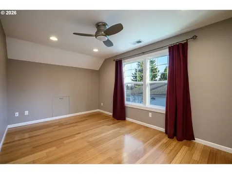 1924 NW Wallace Road Mcminnville OR 97128