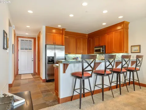 3924 Sunset Boulevard Seaside OR 97138