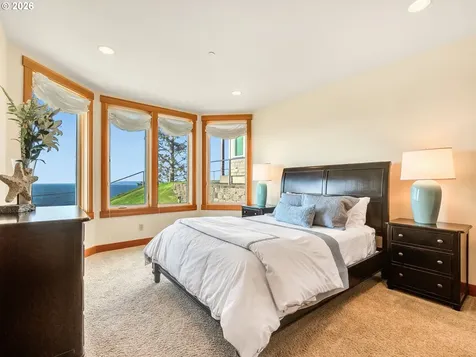 3924 Sunset Boulevard Seaside OR 97138