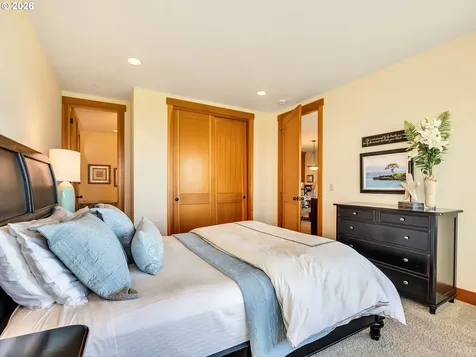 3924 Sunset Boulevard Seaside OR 97138
