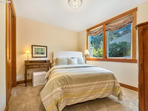 3924 Sunset Boulevard Seaside OR 97138