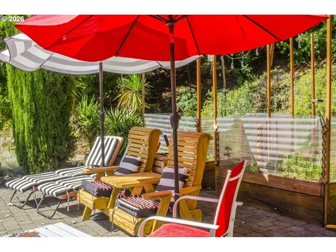 1425 NE Hillview Court Roseburg OR 97470