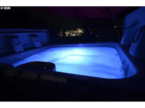 1425 NE Hillview Court Roseburg OR 97470