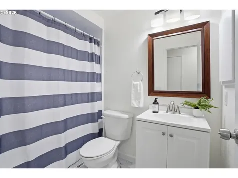 12504 NE 5th Street Vancouver WA 98684