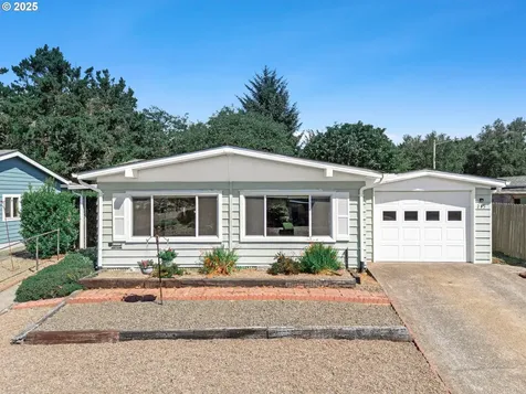 215 NE 35th Street Newport OR 97365