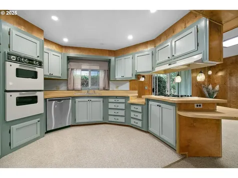 215 NE 35th Street Newport OR 97365