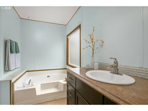 215 NE 35th Street Newport OR 97365