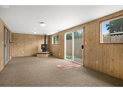 215 NE 35th Street Newport OR 97365