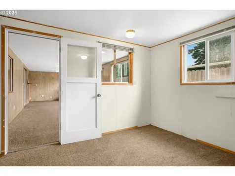 215 NE 35th Street Newport OR 97365