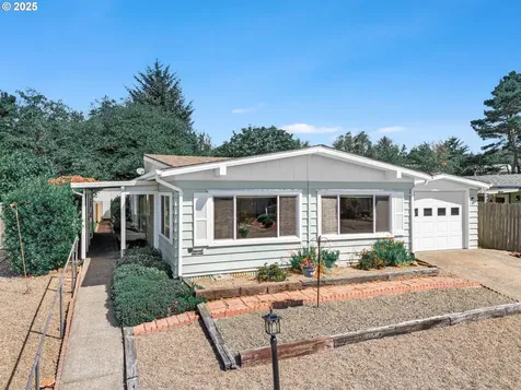 215 NE 35th Street Newport OR 97365
