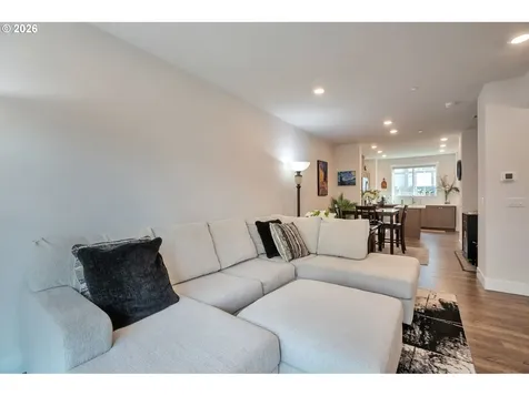 16066 NW Frog Lane Portland OR 97229