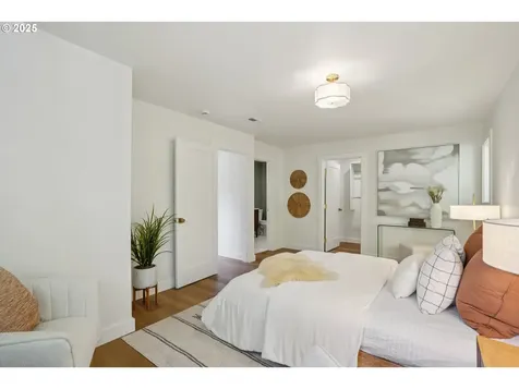6503 SW 46th Place Portland OR 97221
