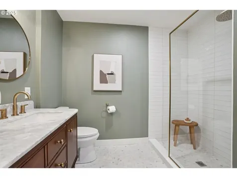6503 SW 46th Place Portland OR 97221