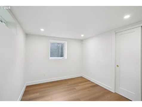 6503 SW 46th Place Portland OR 97221