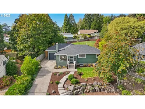6503 SW 46th Place Portland OR 97221