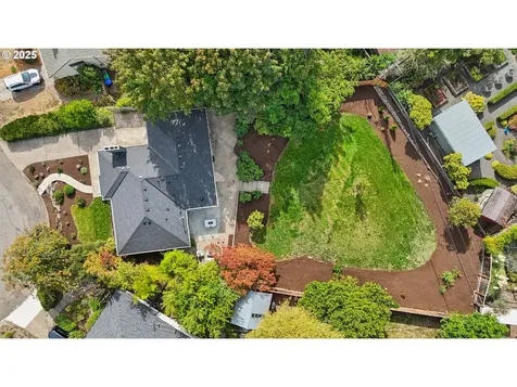 6503 SW 46th Place Portland OR 97221