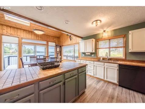 4040 NE 20th Street Otis OR 97368