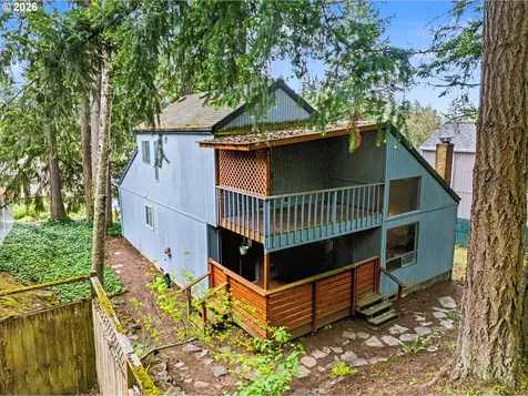 1065 NE Hill Way Estacada OR 97023