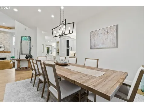 4411 SW 63rd Avenue Portland OR 97221